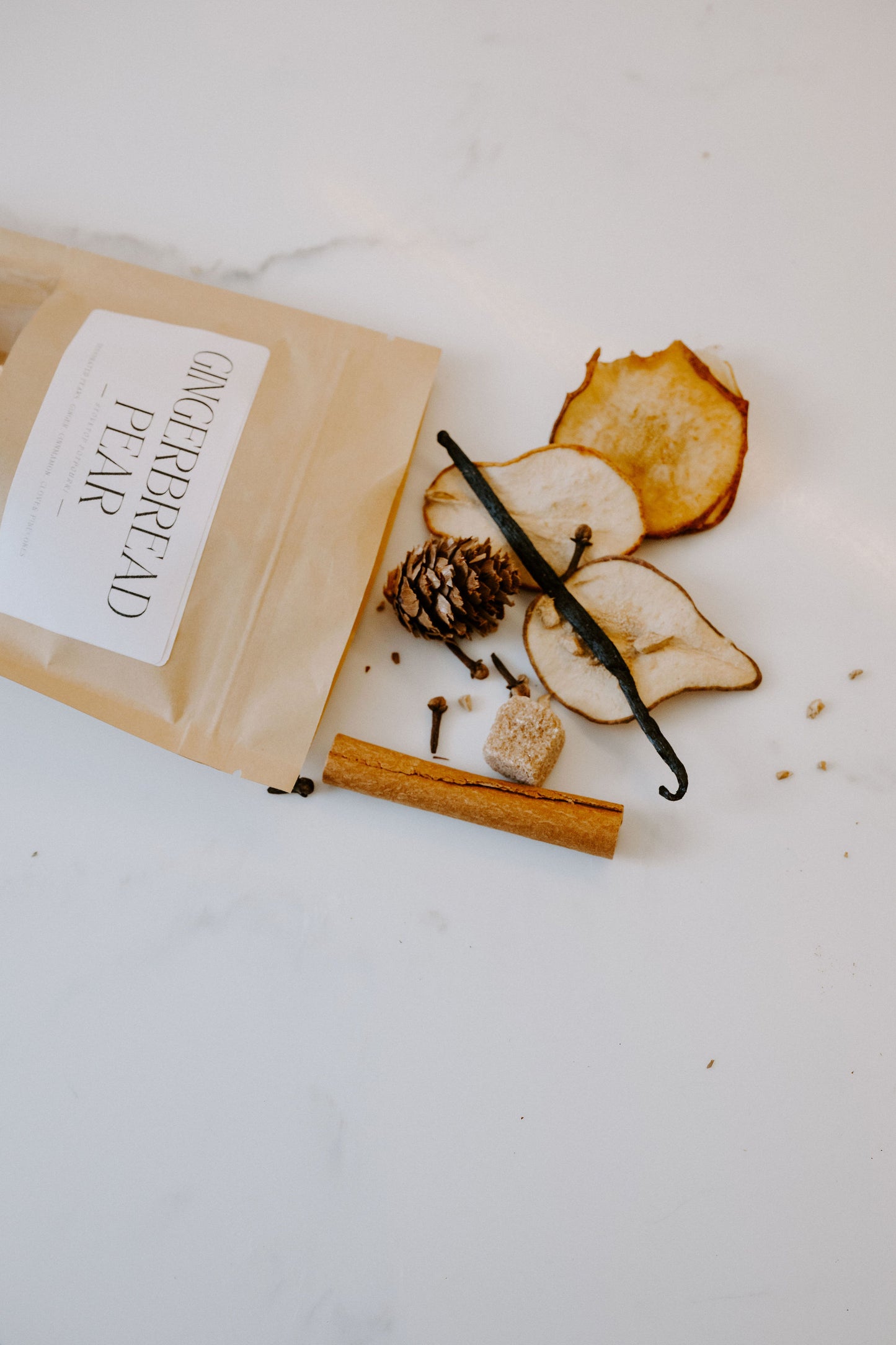 Gingerbread Pear-fection Simmer Pot | Pear Ginger Vanilla